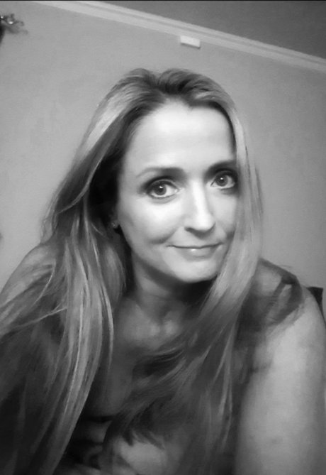 トランス熟女オンリーファンズ 無料裸 写真