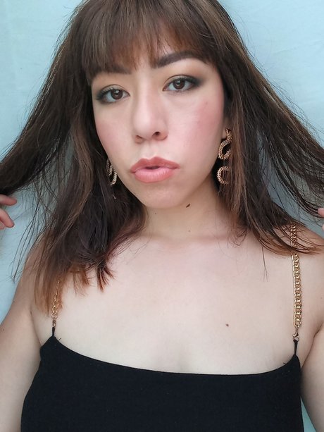 Ishav セクシー女優 画像