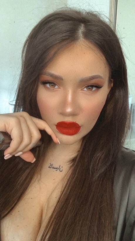 Michelle Casino_ ホット女優 画像