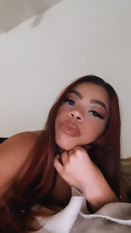 Bianka Hennessy HDモデル 写真