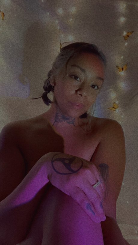 Barefoot Brunette ポルノスター xxx 写真