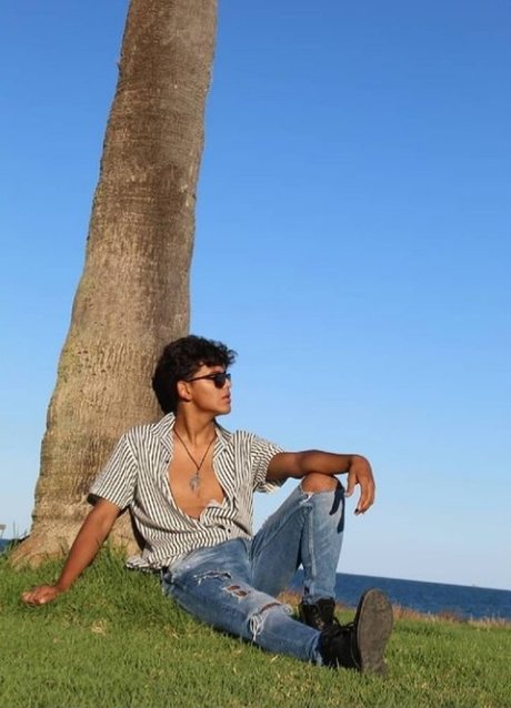 Julian Sanchez セックスモデル ギャラリー