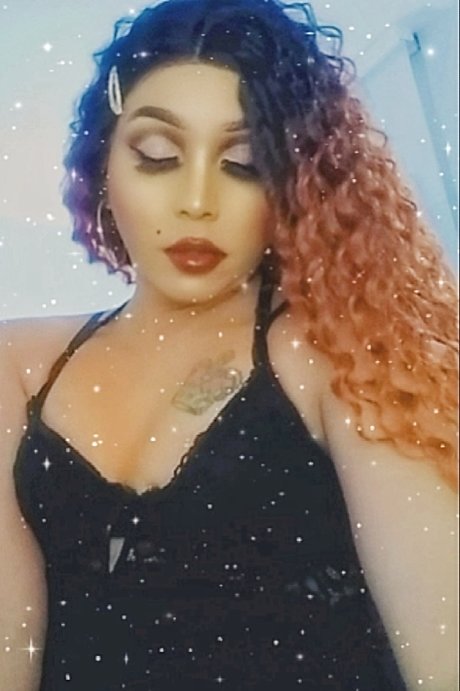 Diamond Lopez ポルノスター エロティック 画像