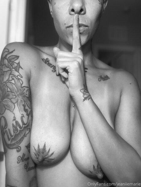 Jeanie Marie 高品質のスター 写真