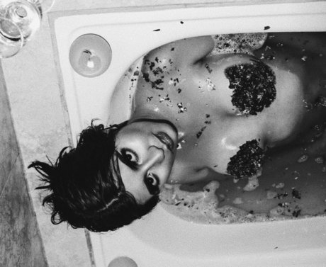 Camila Baddie_ ポルノスター 写真