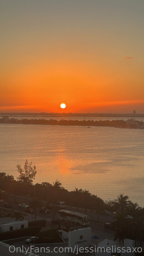 Jessica Melissa エロティックなポルノスター アーカイブ