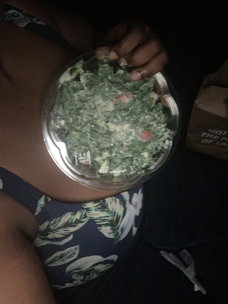 ミラーセルフィーオンリーファンズ ホットxxx 写真