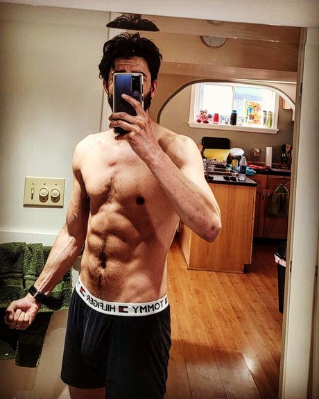 jesus Sinns セクシーモデル 写真