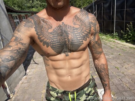 Mister Cruell ポルノスター 写真