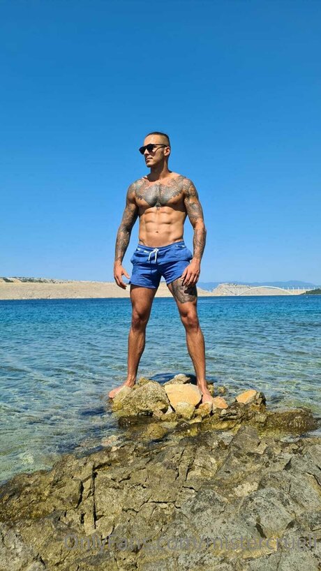 Mister Cruell 最高の女優 写真