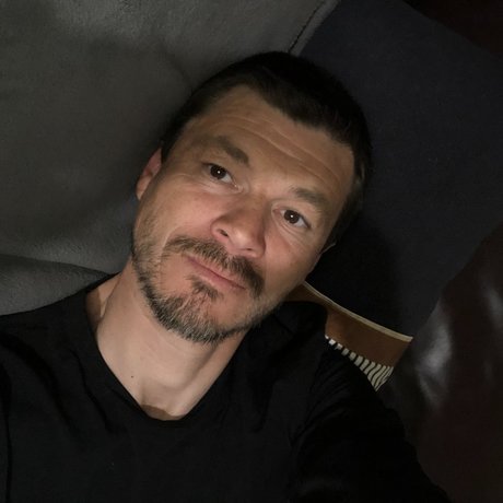 model hommedevetu モデル 画像