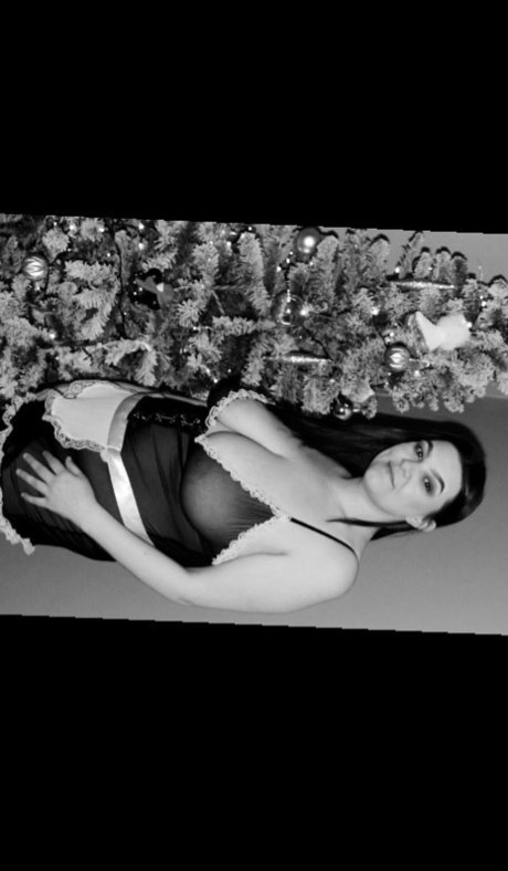 _BRITISH BUSTY BABE ポルノスター xxx ギャラリー