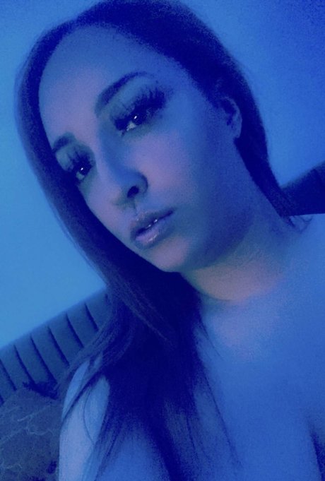 Queen Lexxi ポルノスター パーフェクト 画像