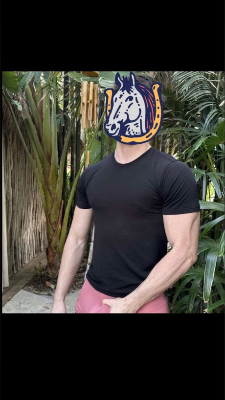 John Huge ポルノ女優 写真