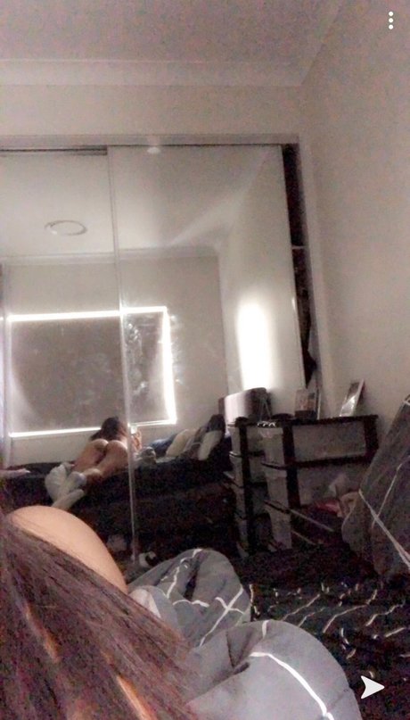 JRose ヌード女優 写真