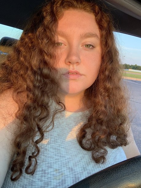 Grace Feet and More 裸のスター 画像