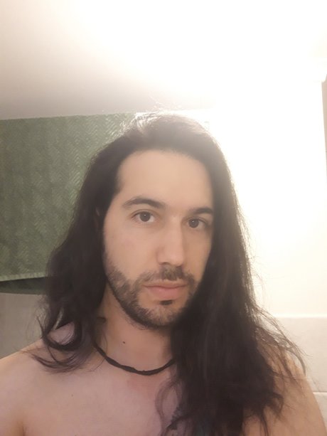 金髪のホットな妻オンリーファンズ 美しいヌード 画像