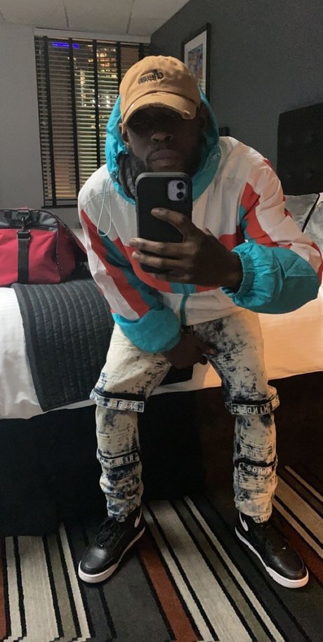 MontySoKold アートスター ギャラリー