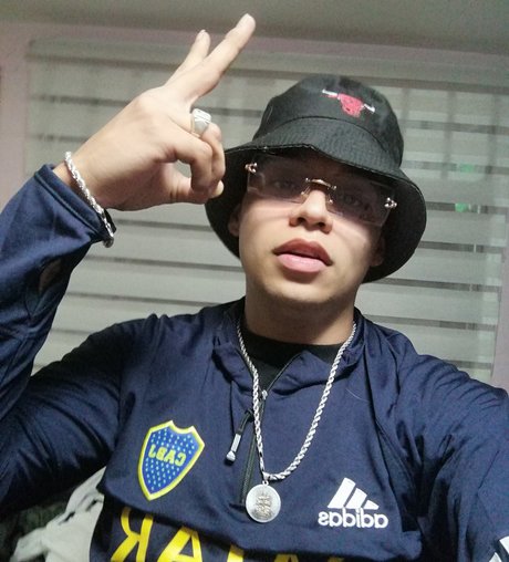 Jairo Jimenez かわいいスター 画像