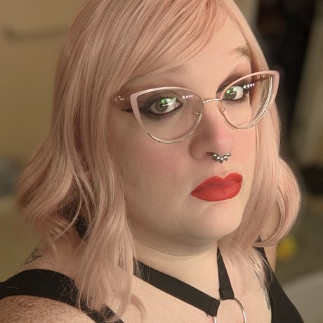 Mommy Morrigan 美しいモデル 写真