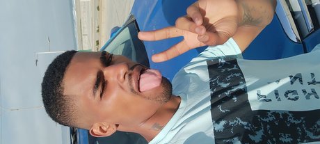 Brian santiago トップ女優 ギャラリー