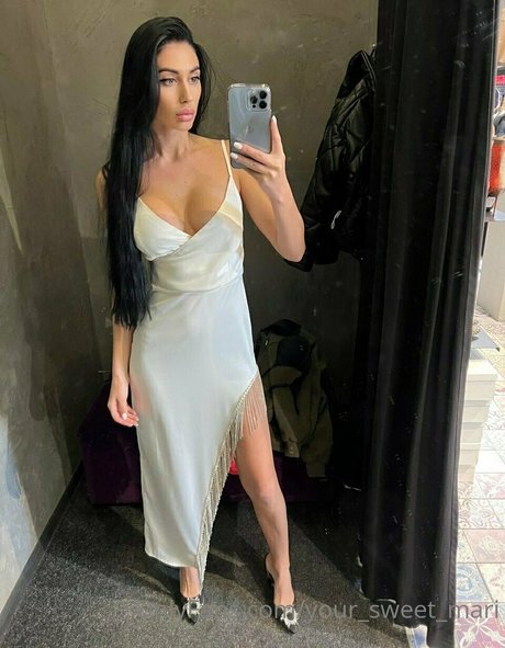 mari mis トップスター 画像