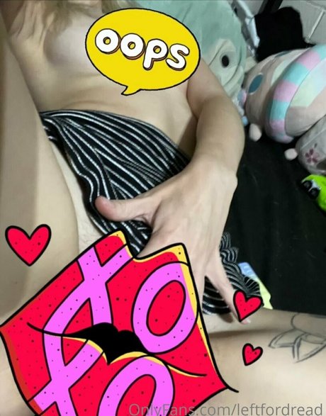 leftfordread ヌードのポルノスター 写真