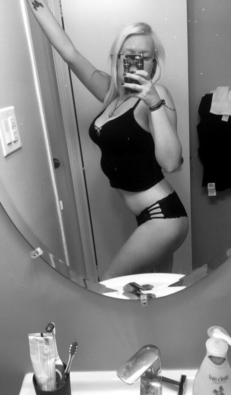 角質の女の子オンリーファンズ ベスト 画像