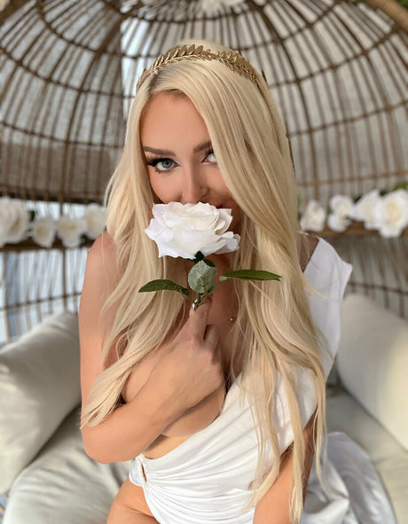 kristenlanaefree ポルノモデル 写真