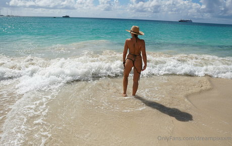 ベビーシッターオンリーファンズ セクシー裸 ギャラリー