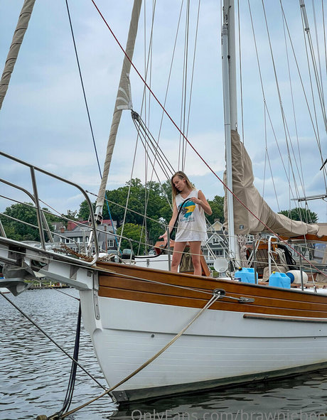 asmr 足 オンリーファンズ えろた 写真