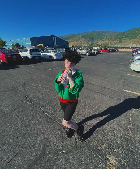 熟女の手コキオンリーファンズ 美しい 写真