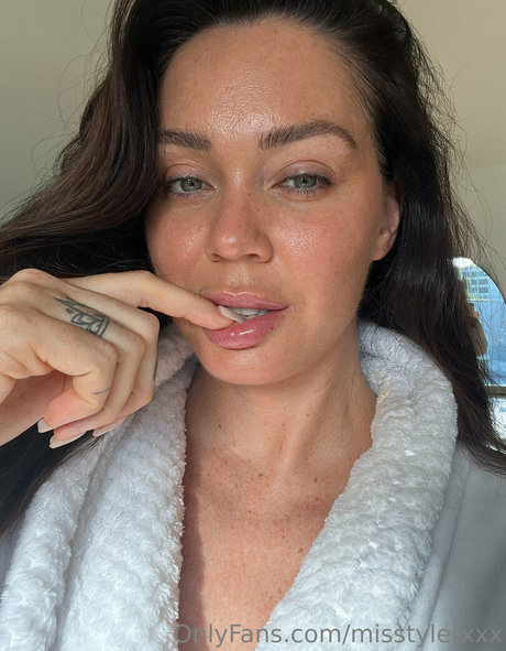 misstylerxxx セックス女優 画像