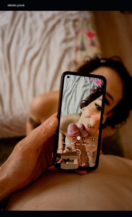 Senevra 高品質のポルノスター 写真