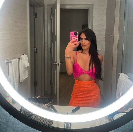 アナルxxx オンリーファンズ ポルノ 写真