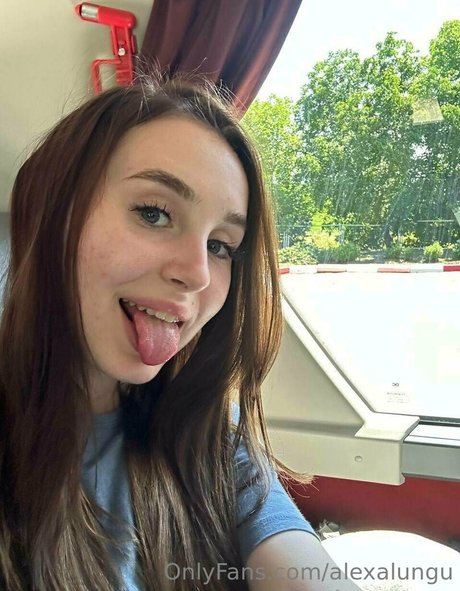 チェコのティーンズオンリーファンズ 素敵 画像