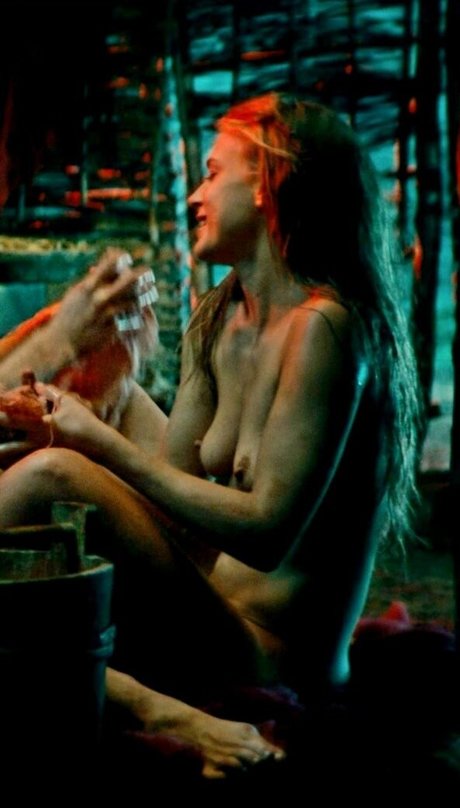 Jeanne Goursaud トップポルノスター 写真