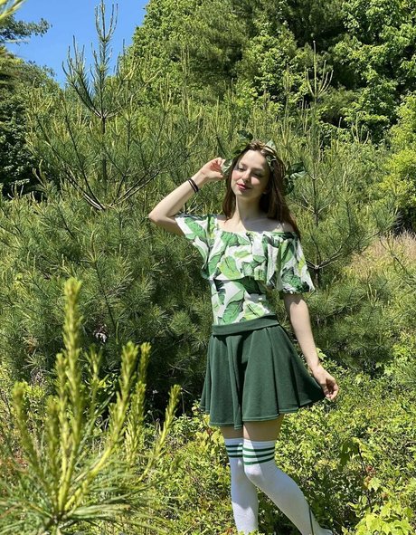 clairebear rawrfree 無料モデル 写真