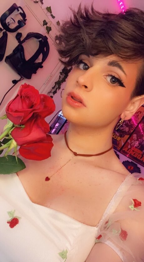 its peachybunnn スター ヌード 画像