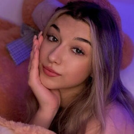 Lucyxpaigee 独占スター 写真