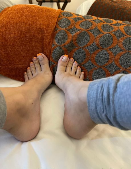 trampledbydee アートポルノスター 写真