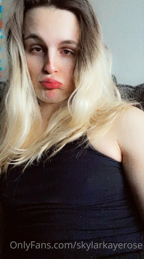 ティーンウェブカメラオンリーファンズ ホット裸 写真