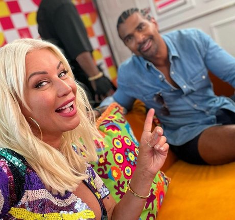 巨尻オンリーファン 美しいヌード 画像