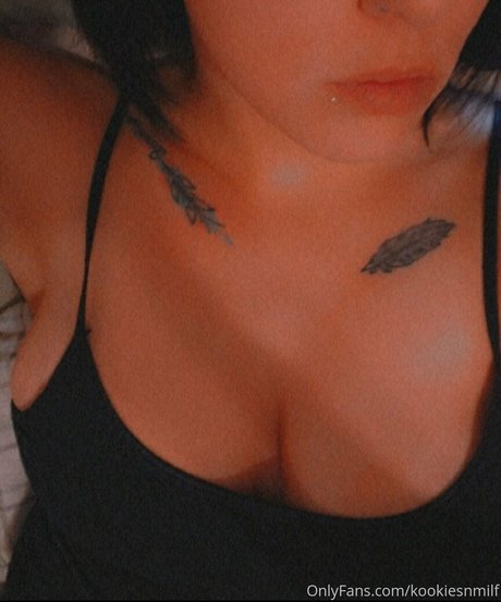 kookiesnmilf アダルト女優 アーカイブ