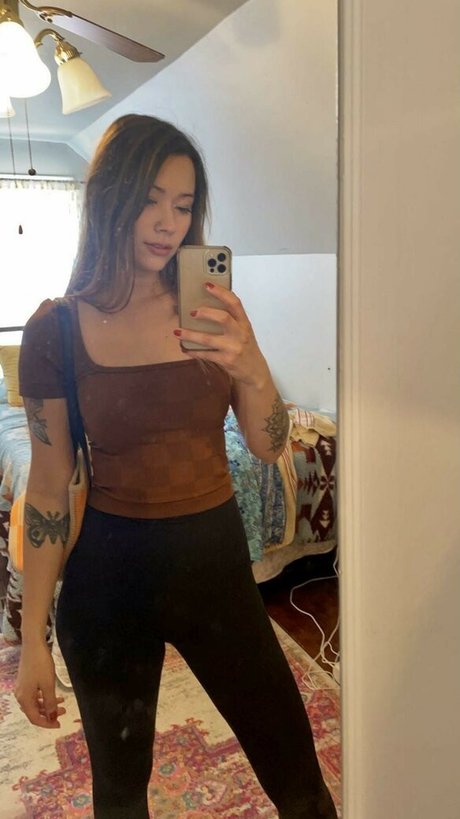 大学のアジア人オンリーファンズ 美しいヌード ギャラリー