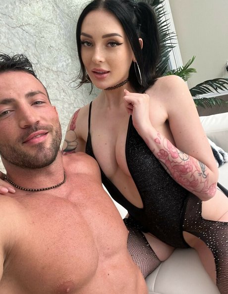 Charlotte Sins スター 画像