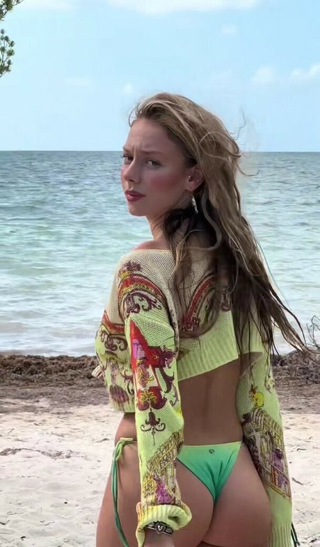 Ester Exposito 最高の女優 写真