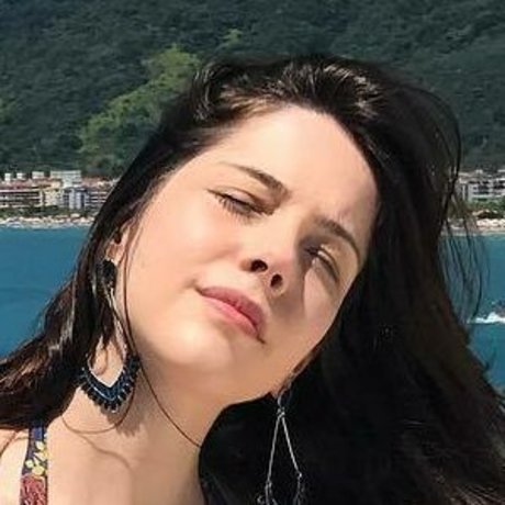 Bia Arantes ホットモデル 画像