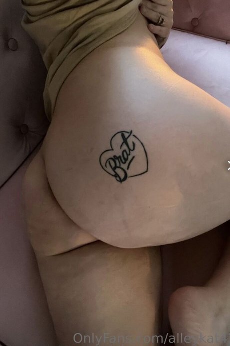 陸軍の熟女オンリーファンズ 美しいヌード アーカイブ