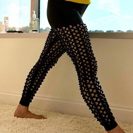 Chiropractor エロティック女優 画像